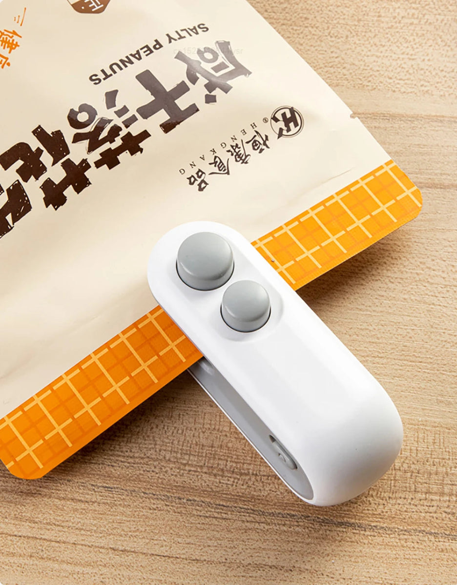 Mini Heat Bag Sealing Machine Package Sealer Bags Plastic Food Sealer Clip Bag Handheld Sealer Food Packaging Heat Sealer - Freshleen